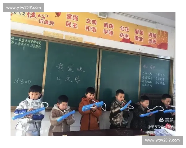 精彩二胡对决技艺碰撞,高手云集共奏传统与创新的和谐旋律 精彩二胡对决技艺碰撞,高手云集共奏传统与创新的和谐旋律